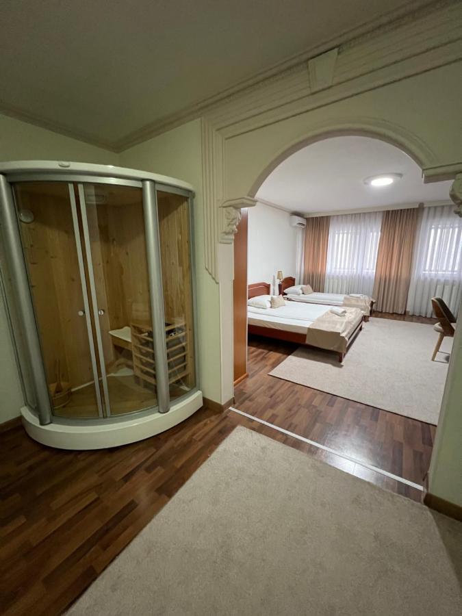 Lukavac Hotel New Milenium المظهر الخارجي الصورة
